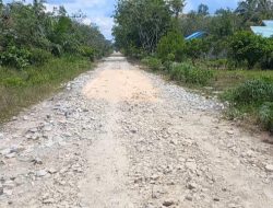 Proyek UPJJ Simpang Penyangkak-Desa Tempunak asal asalan dana Ratusan Juta masuk kocek Pribadi 