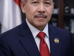 Menjaga Kepentingan Nasional di Tengah Rivalitas Global