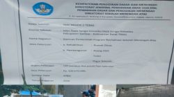 Diduga Abaikan K3,Proyek Revitalisasi Sekolah SMAN 2 Tebas Jadi Sorotan Publik